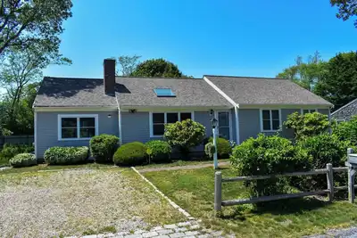 Image de 59 Union Wharf Rd - 3 chambres, 2 salles de bain, 0, 3 miles de la plage de Raycroft!