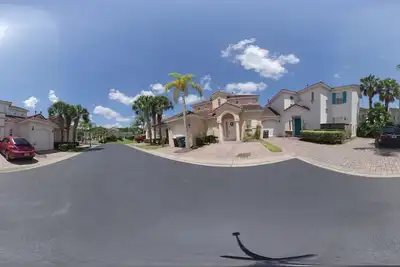 Image de Executive Tuscan Villa 2 Master King Suites - 5 bd 3. 5 bath près de Disney