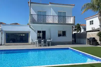 Image de Villa 400 Meters Walk To The Beach, Sleep 6, 3 Bedrooms, 5 beds