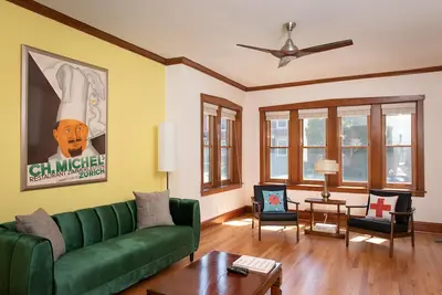 Image de Spacious 3 bedroom in ideal Roscoe village location