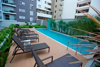 Image de Pardo SUPÉRIEUR Avec Piscine Et Gym, Miraflores