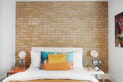 Image de Manor House Studio by MoreThanStays | Courtyard