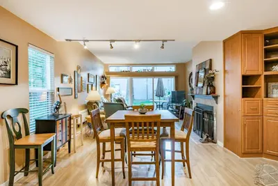 Image de Jacobs Landing 615 Greenbelt Condo 2 chambres