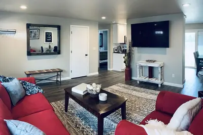Image de Maison entière - Magnifiquement rénové - 7 couchages!