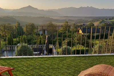 Image de Maison familiale confortable avec vue