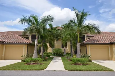 Image de Condo de 2 chambres et 2 salles de bain Plus Denanda