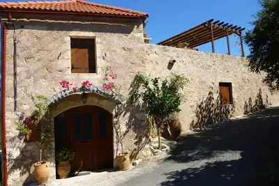 Image de Maison Avec Piscine Au Calme Dans Un Joli Village A 30 Km De La Canee