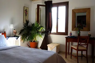 Entire private house in Fira central with view