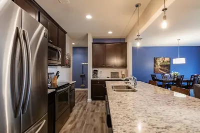 Image de Superhost Atlanta home minutes to Airport+Downtown