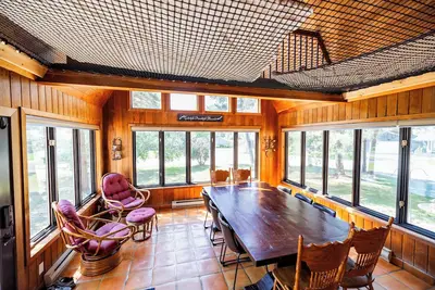 Image de Rêve Cottage- w / plage et accès canal - apportez votre bateau