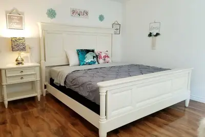 Image de Grande Chambre MAÎTRE Avec ENTRÉE Et Bain PRIVÉS