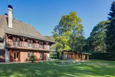 Image de Maison d'architecte sans vis à vis en vallée d'Ossau, spa & sauna, parc 7000m2