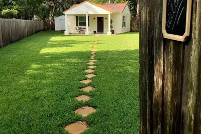 Image de Cottage Retreat in the City