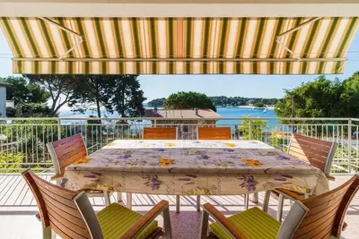 Image de Appartement de vacances Pula pour 1 - 6 personnes avec 3 chambres à coucher - Appartement de vacance