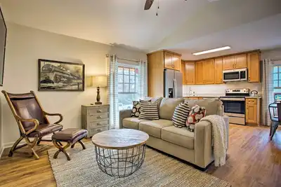 Image de Nouveau! Appartement bien aménagé sur la rue Main à Saluda