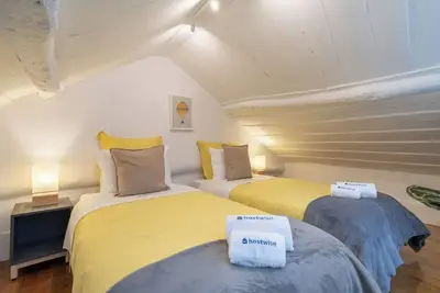 Image de 4 studios modernes avec terrasse | Marcher partout