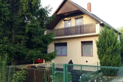 Image de Maison pour 10 personnes avec 78m² à Balatonlelle (131082)