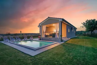 Image de Family holiday house with private pool and playground