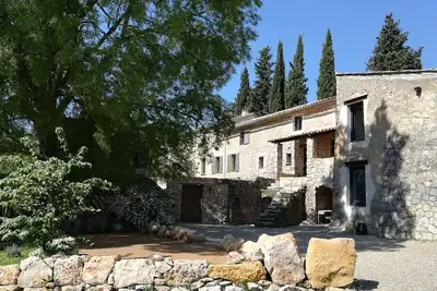 Image de Mas Osmeea: Mas Provençal du Xviii ème siècle