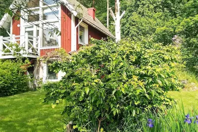Image de Maison de vacances pour 5 a Floda-By Traum