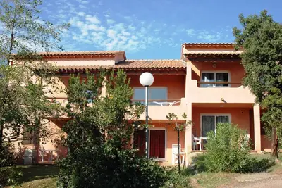 Image de Complexe de vacances avec piscine, 3 pieces avec climatisation