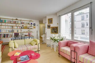 Image de Bastille - Modern Apt design with Ac & terrace 5 people