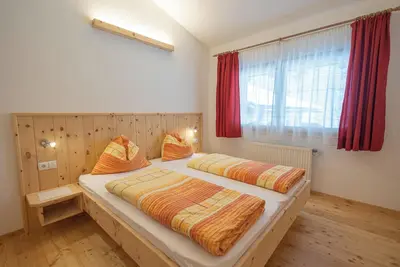 Image de Appartement Enzian\" confortable avec vue sur les montagnes, Wi-Fi, jardin et terrasse
