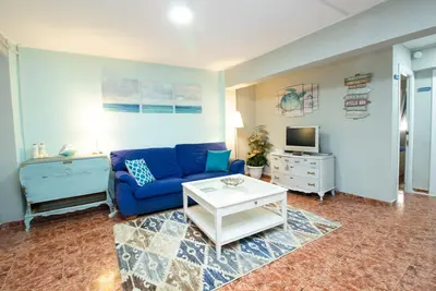 Image de Blue Beach House - Confortable, agréable et parfait pour les familles. Plage et Wifi.