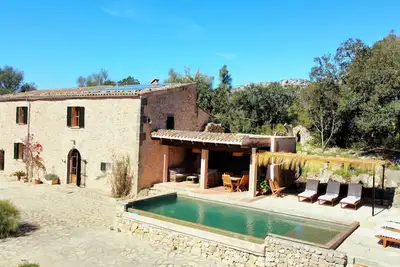 Image de Maison rurale Son Lleó avec piscine, jardin et Wi-Fi