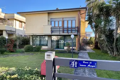 Appartement avec jardin près de la mer