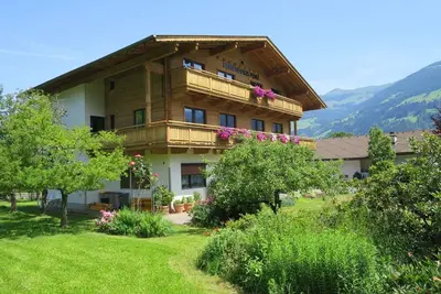 Image de Merveilleuse maison de vacances privée avec Wifi, Tv, balcon, animaux admis et parking