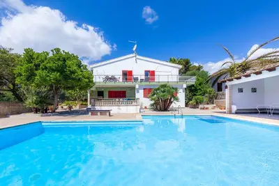 Image de Maison de vacances familiale \"Es Pins Gran\" avec piscine