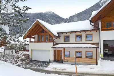 Image de Joli appartement pour 13 personnes avec Wifi, Tv, terrasse et parking