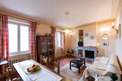 Image de Appartement avec vue imprenable dans le Val di Chiana et le lac Trasimène
