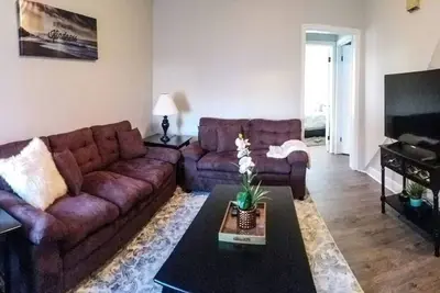 Charismatic Downtown Apartment