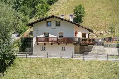 Image de Belle maison de vacances \"Ferienhaus in der Blaiche\" avec vue sur montagne, Wi-Fi, balcon, jardin.