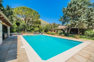 Image de Belle villa Papalaia avec piscine, jardin, terrasses, climatisation