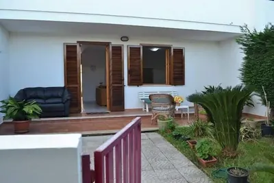 Image de Charmant appartement de vacances \"Casa a Torre dell'Orso Pt55\" avec jardin