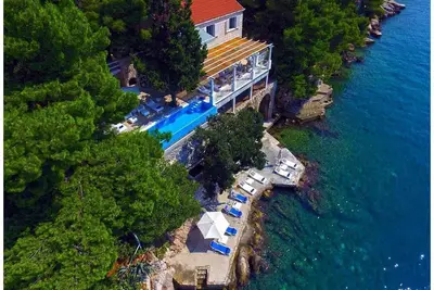 Image de Elegant Lozica Villa | 4 Bedrooms | Villa Dubrovnik Palazio | Seafront Villa & Beautiful Infinity Pool | Dubrovnik