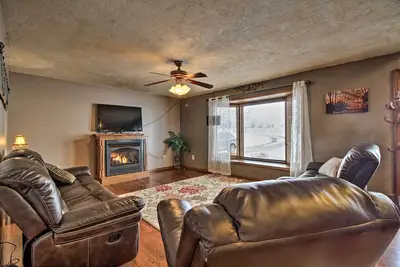 Image de Nouveau! Maison familiale tranquille - 14 Mi Ă Springfield!