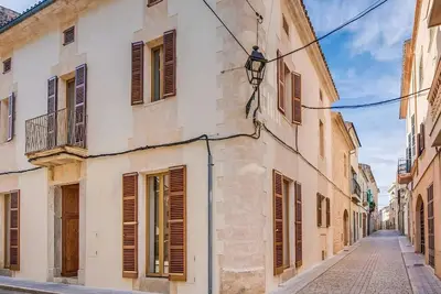 Image de Maison moderne avec piscine à Petra