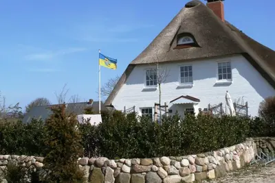 Image de Tissage d'une partie de la maison avec jardin
