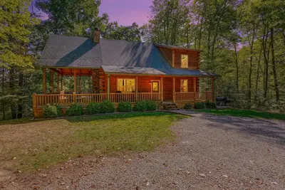 Image de Rocky Hill Lodge -Pet Friendly- 5br/3ba Deluxe Log Cabin