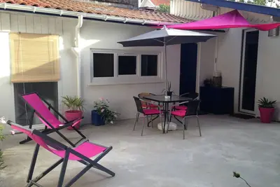 Image de jolie maison indépendante à 300 m de la place