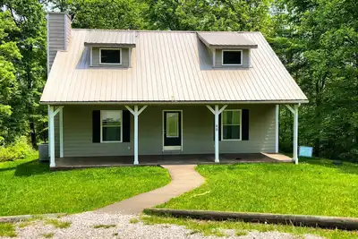 Image de Superbe cabine de 3 chambres à Deer Water Lake
