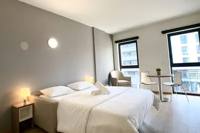 Image de Studio Spacieux Moderne - 5 Min à Pied Rockhal / Dt