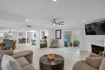 Image de Patio privé, soleil ou ombre, accessible à pied et privé, nouveau sur le marché le 7 mars