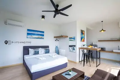 Image de Jb Mount Austin Cube 8 adolescents Studio tout neuf