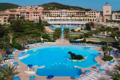 Image de 2 Pièces Cap Esterel Piscines Golf Mer à proximité