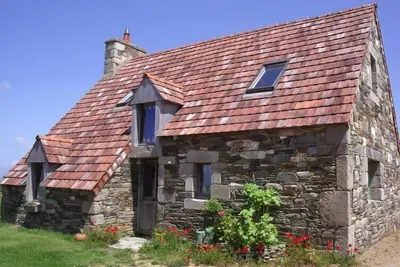 Image de Maison près de Côte de Granit Rose